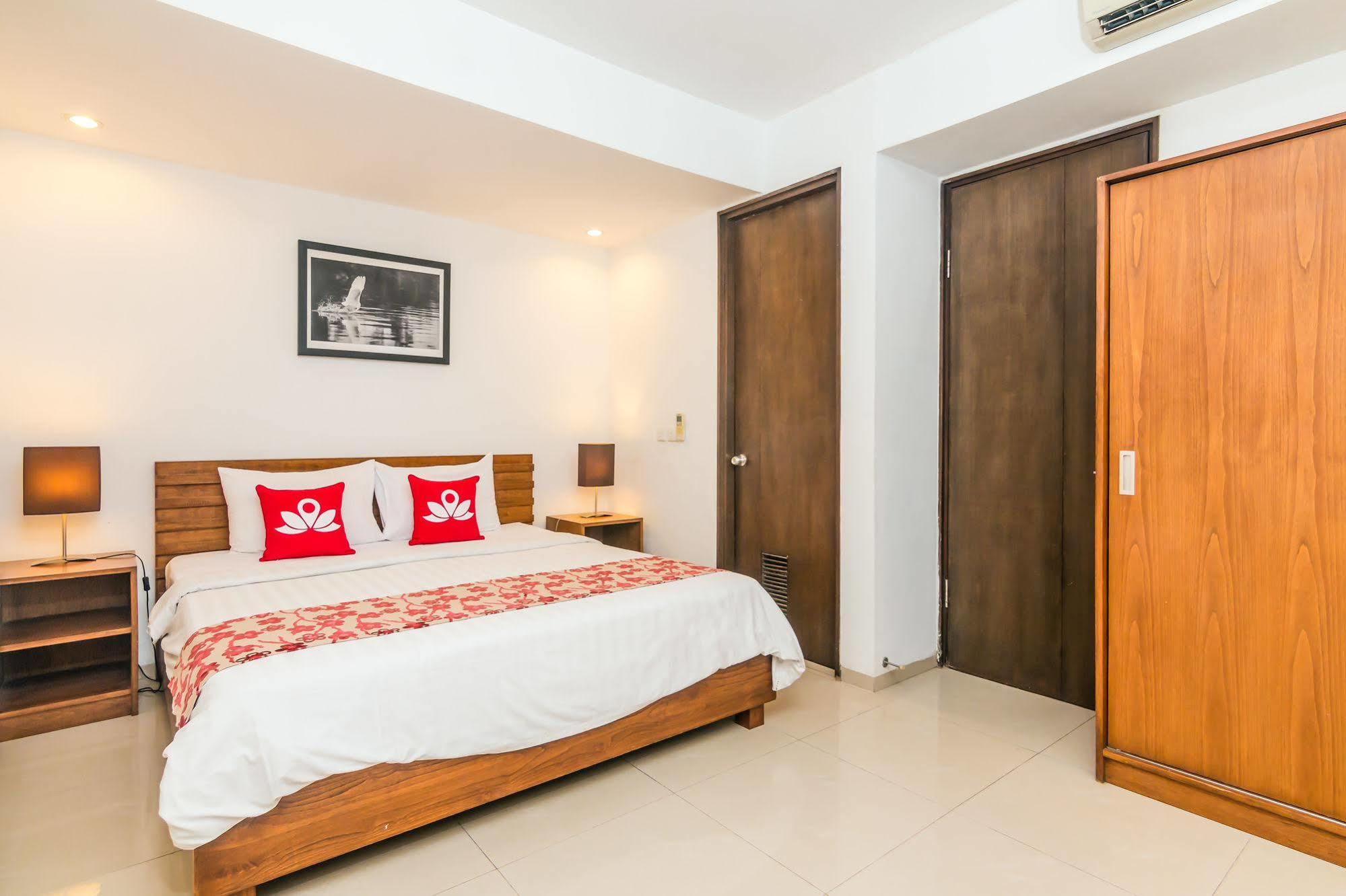 Zen Rooms Dewi Ratih Seminyak Kuta Lombok Exterior foto